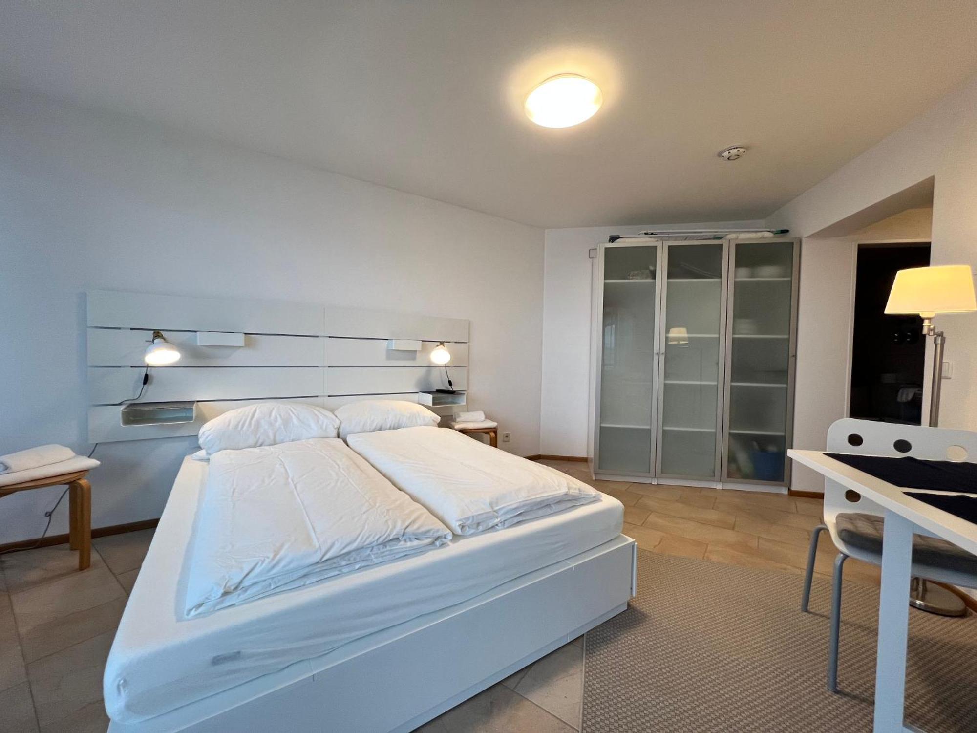 Kleines Seeapartment ユーバーリンゲン エクステリア 写真