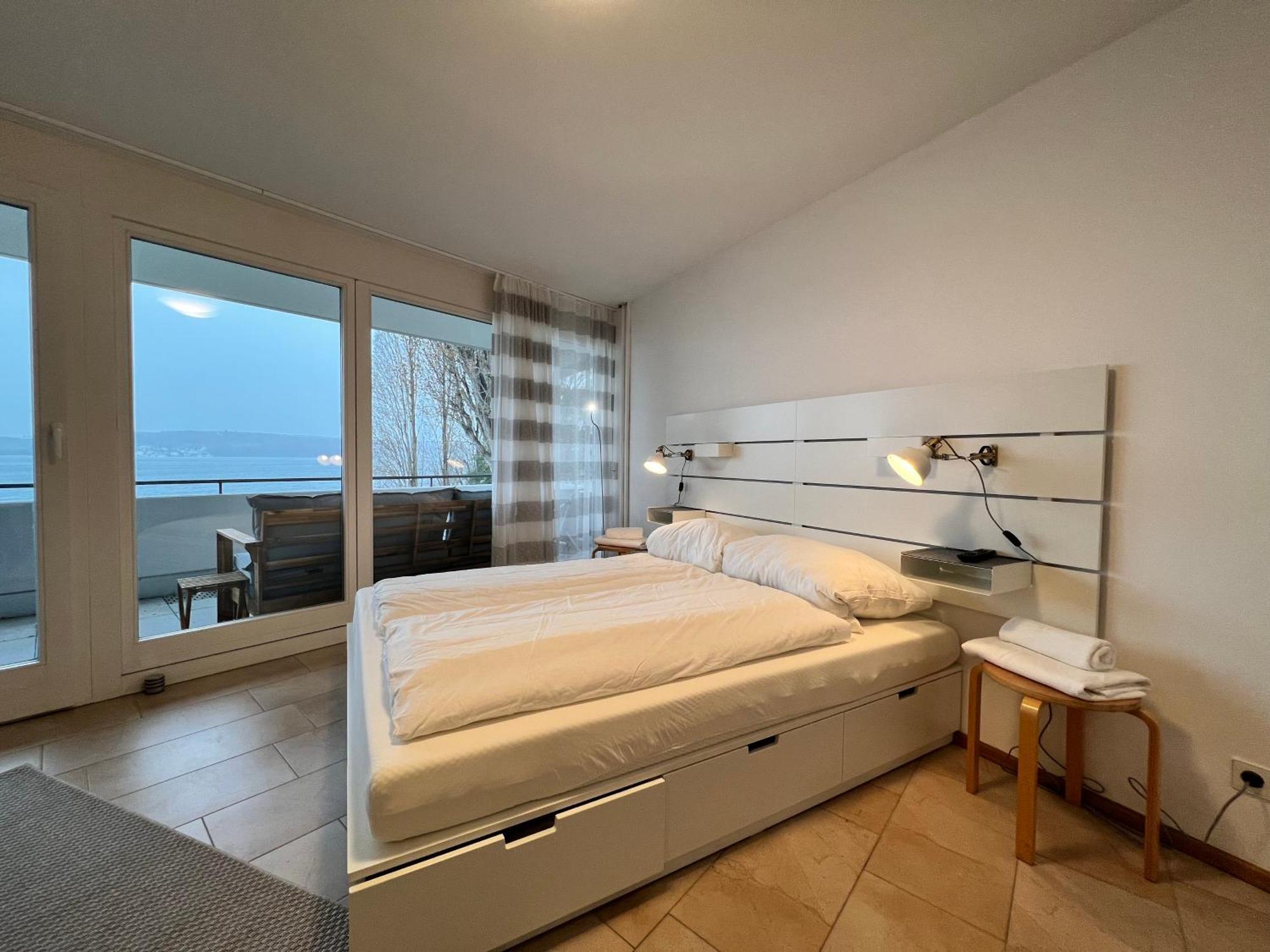 Kleines Seeapartment ユーバーリンゲン エクステリア 写真