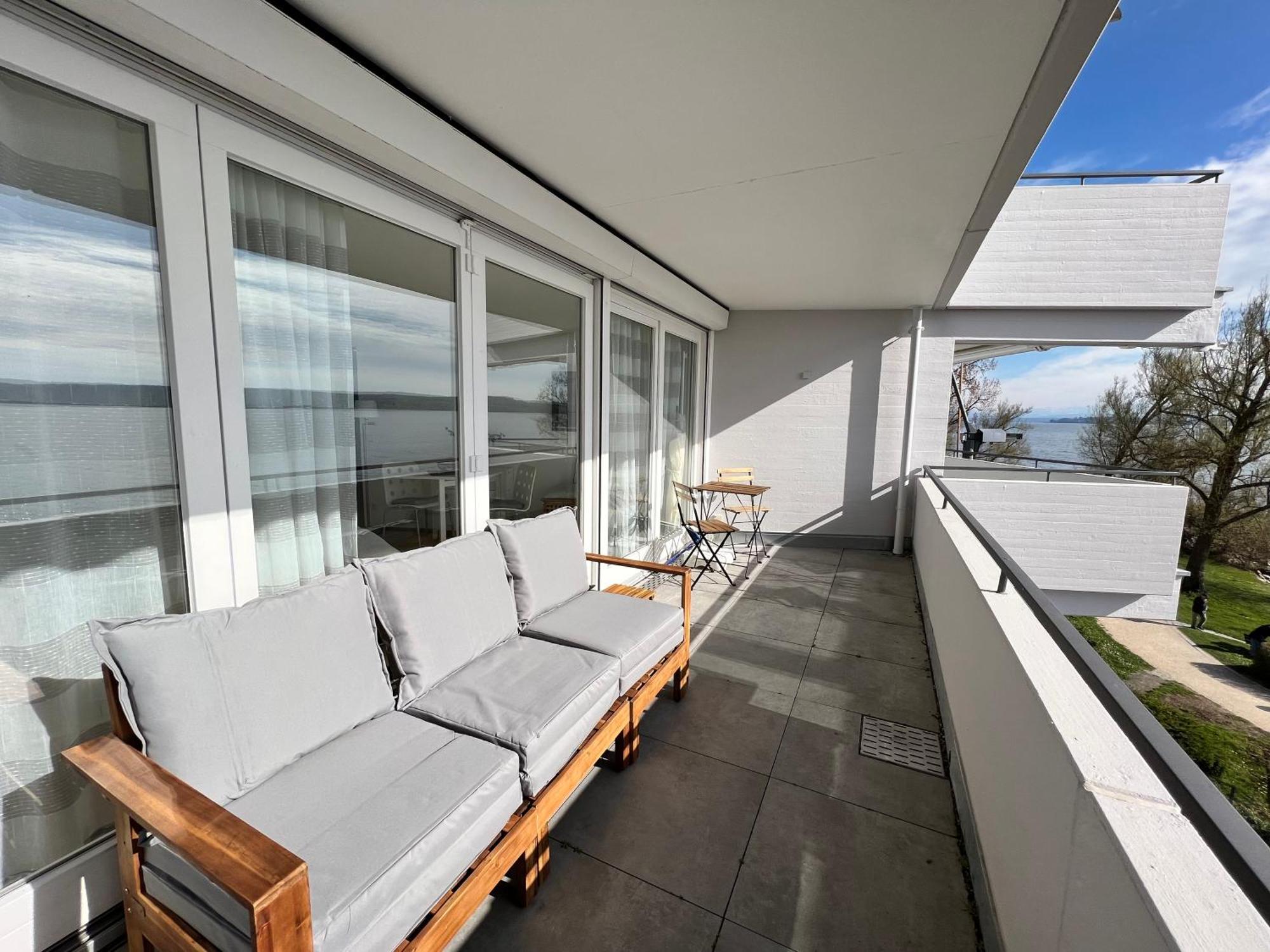 Kleines Seeapartment ユーバーリンゲン エクステリア 写真